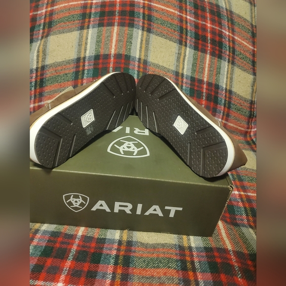 Ariat Ladies Cruiser Floral Embossed Suede Brown Slip On Shoes 10031609 - Picture 2 of 6